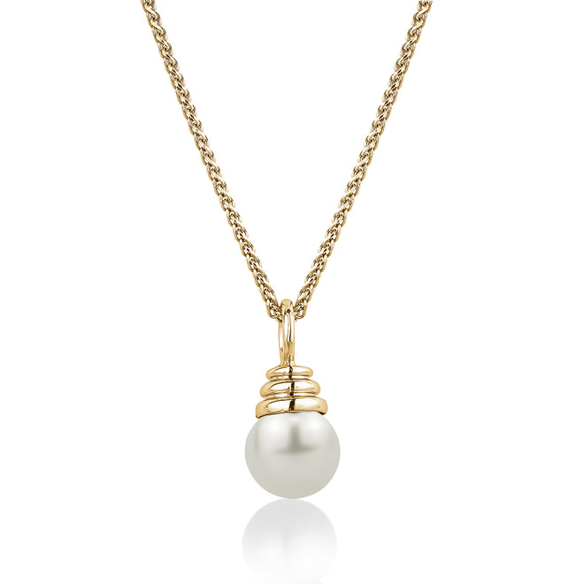 Freshwater pearl pendant in 14k gold with chain