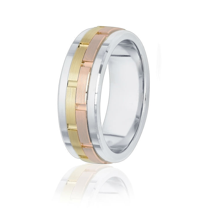 Wedding band in white gold with offset rose gold and white gold sections
